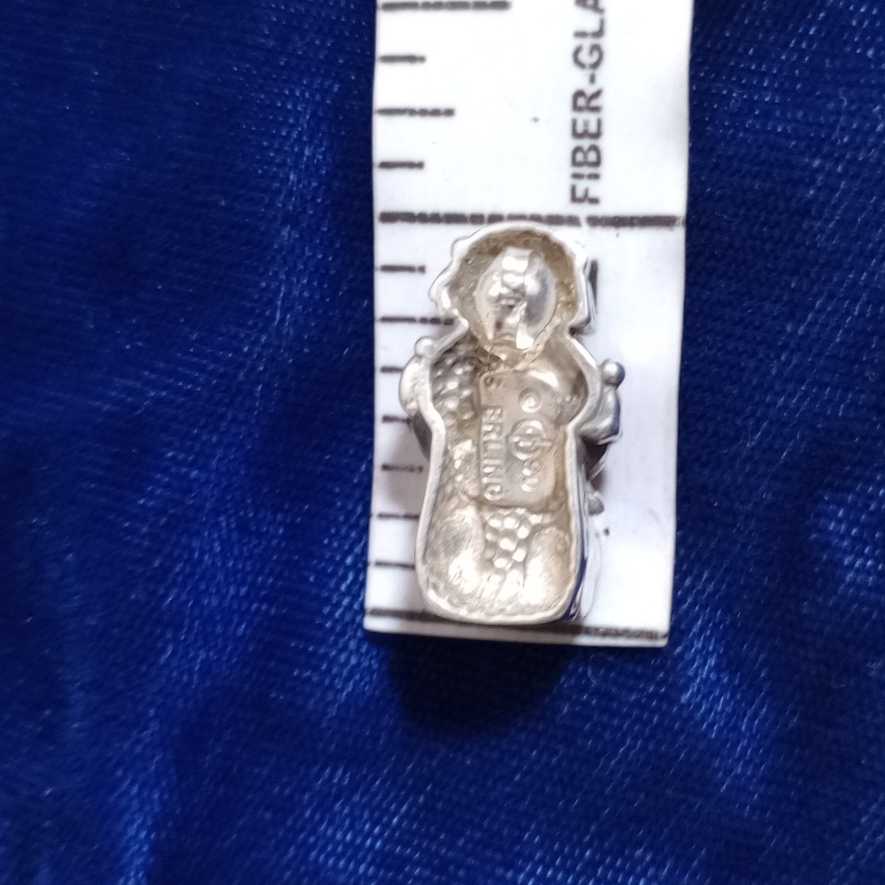 Storyteller Vintage Native American Sterling Silver  Stud Earrings - Picture 6 of 14